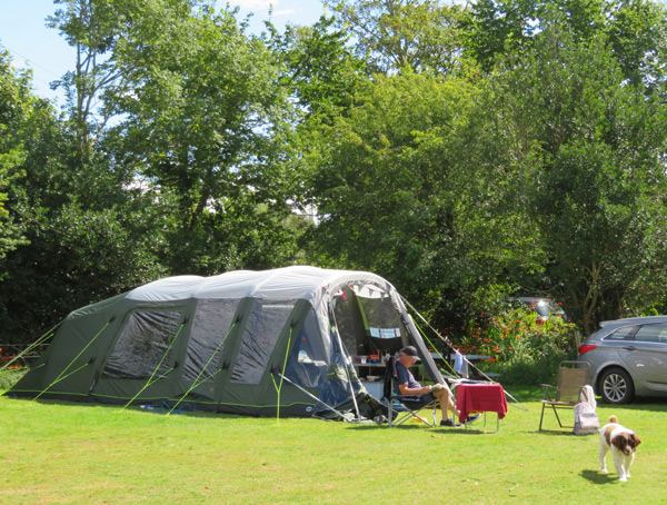 Hungry Hill Lodge & Camping - Tents