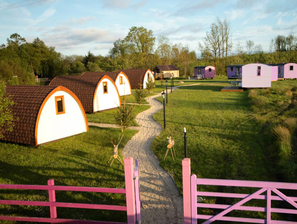 Battlebridge Caravan & Camping - Glamping in Leitrim