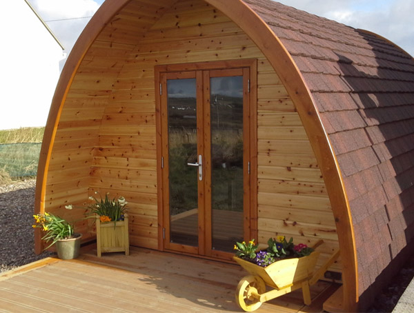 The Rainbow Pod - Glamping in Clare